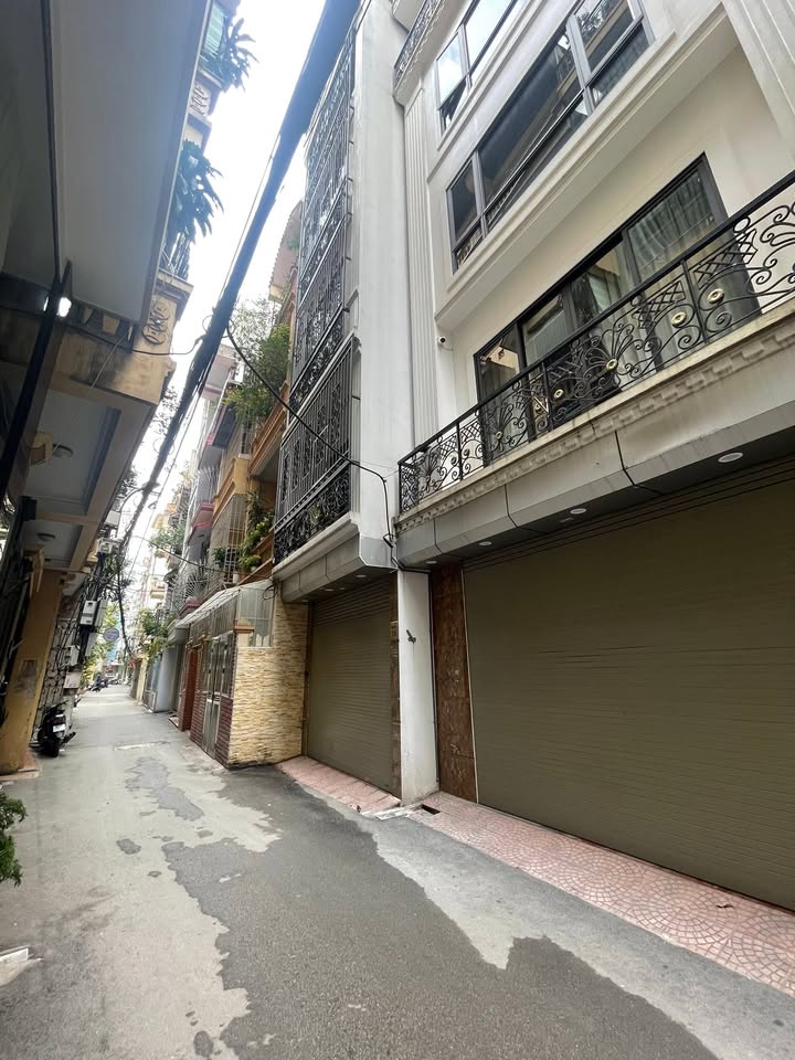 Nhà riêng Vương Thừa Vũ, Thanh Xuân, 40m² giá thỏa thuận - Ô tô vào nhà, thiết kế hiện đại!