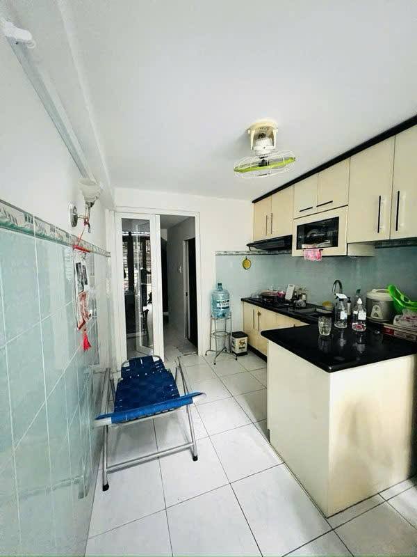 Nhà phố Trần Phú, Q5 - 30m² giá 5.9 tỷ - Sổ đỏ chính chủ, hoàn công đầy đủ!