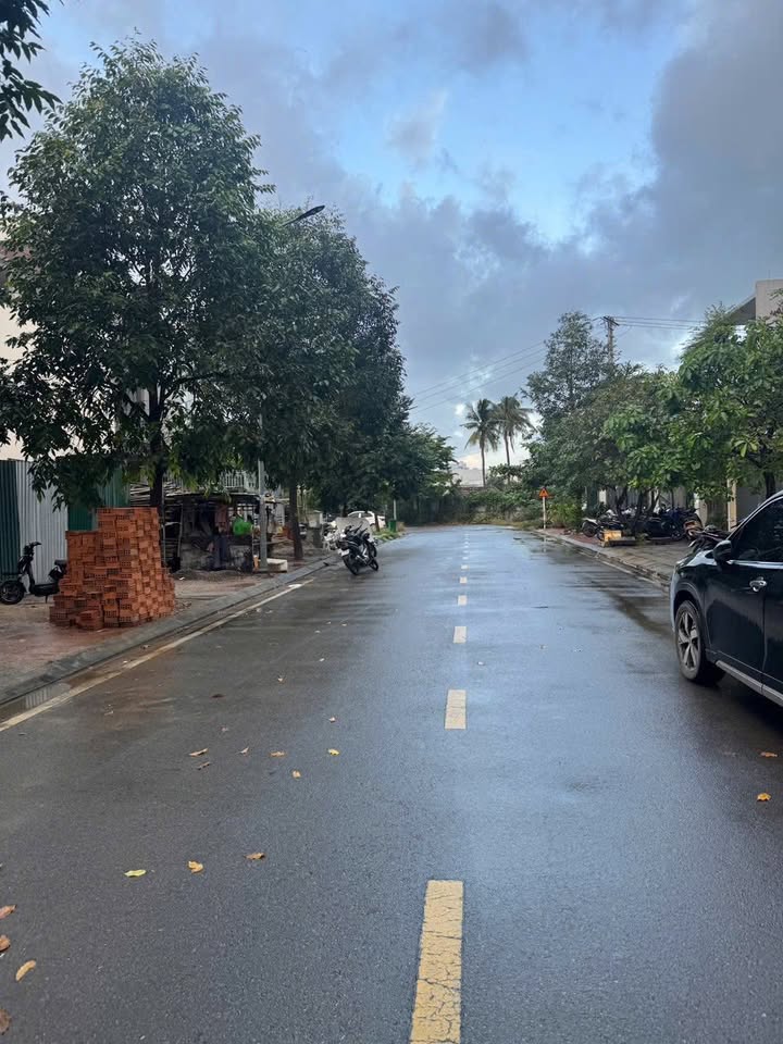 Đất nền Mỹ Gia, Nha Trang 100m² giá 5.8 tỷ - Sổ đỏ chính chủ, vay ngân hàng dễ dàng!