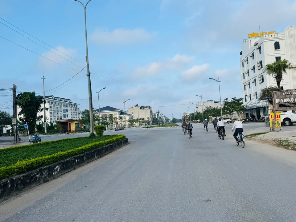 Đất nền mặt đường Thanh Niên Cải Dịch Sầm Sơn 200m² giá 10 tỷ - Cơ hội đầu tư sinh lời!