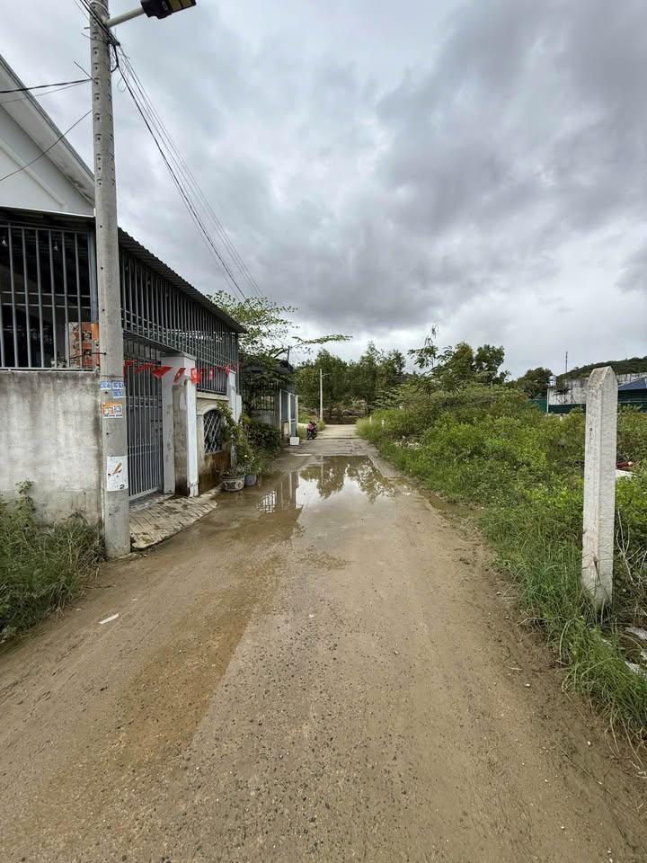 Đất Phước Đồng Nha Trang 92.2m² giá 650 triệu - Cơ hội đầu tư sinh lời!