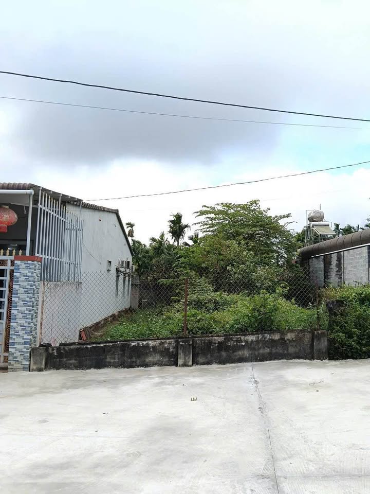 Đất hẻm cấp 1 Đại Lộ Đông Tây, Tân Lập 208m² giá 1.8 tỷ - Gần chợ và trường học!