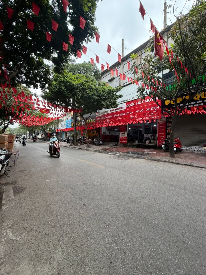 Đất xây dựng Ngọc Lâm Long Biên 150m² giá 24.85 tỷ - Vị trí vàng, sinh lời hấp dẫn!