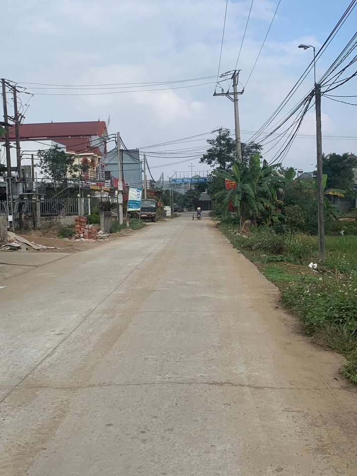 Đất nền Yên Sơn, Tam Điệp 130m² giá 600 triệu - Đường 2 ô tô rộng rãi!