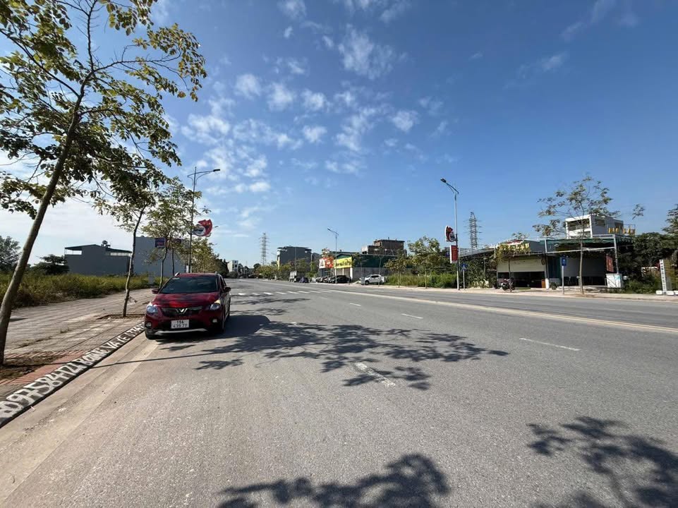 Đất nền kinh doanh mặt tiền đường Nguyễn Tất Thành 95m² giá 6 tỷ - Cơ hội đầu tư hấp dẫn!