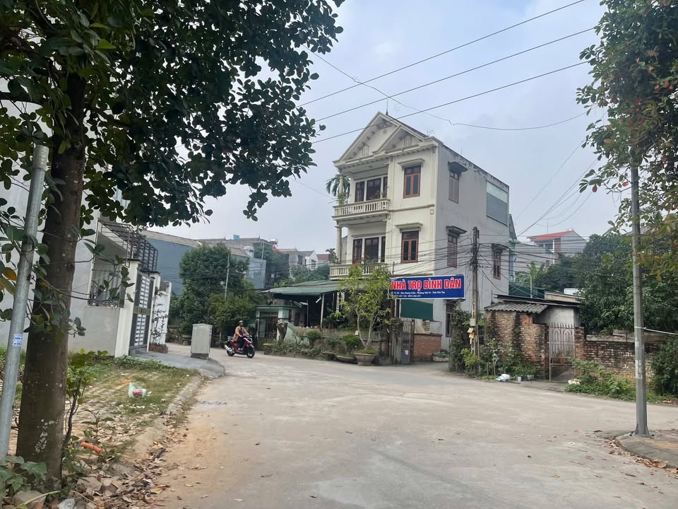 Bán đất khu Đồng Lẻ, Phường Việt Trì, 165m² giá 10 tỷ - Vị trí đẹp, tiện ích phong phú!