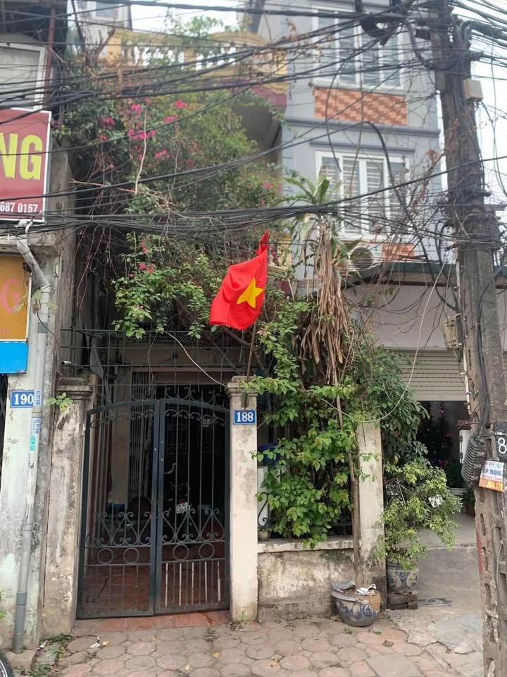 Nhà mặt đường Ngọc Hồi, phường Hoàng Liệt 48m² - Sổ đỏ chính chủ, ô tô đỗ cửa!