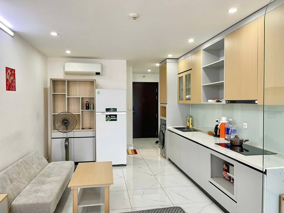 Căn hộ studio cho thuê Tòa C5 Vinhome Dcapitale 14 triệu - Full nội thất đẹp