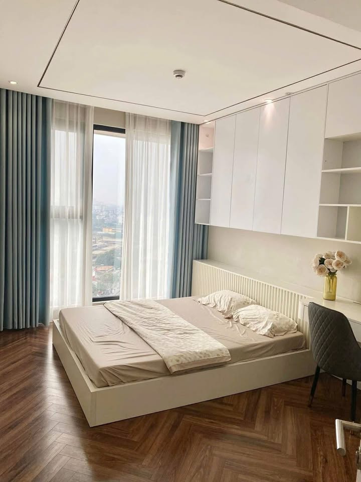 Căn hộ chung cư King Palace Thanh Xuân 2 phòng ngủ - Full nội thất, vào ở ngay!