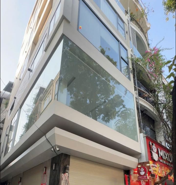 Cho thuê mặt bằng tầng 2 đường Hào Nam 8 triệu - Phù hợp với nhiều mô hình kinh doanh!