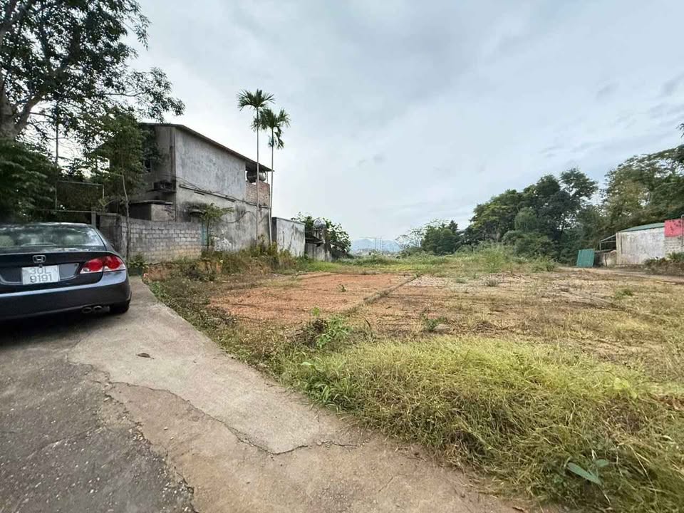 Đất nền Trung Môn, Yên Sơn, Tuyên Quang 100m² giá chỉ 1.xxx triệu - Cơ hội đầu tư tuyệt vời!