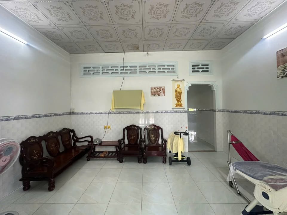 Bán nhà mặt tiền kinh doanh Ông Cò, Vĩnh Trạch 219m² giá 1 tỷ - Thiết kế hiện đại, pháp lý rõ ràng!