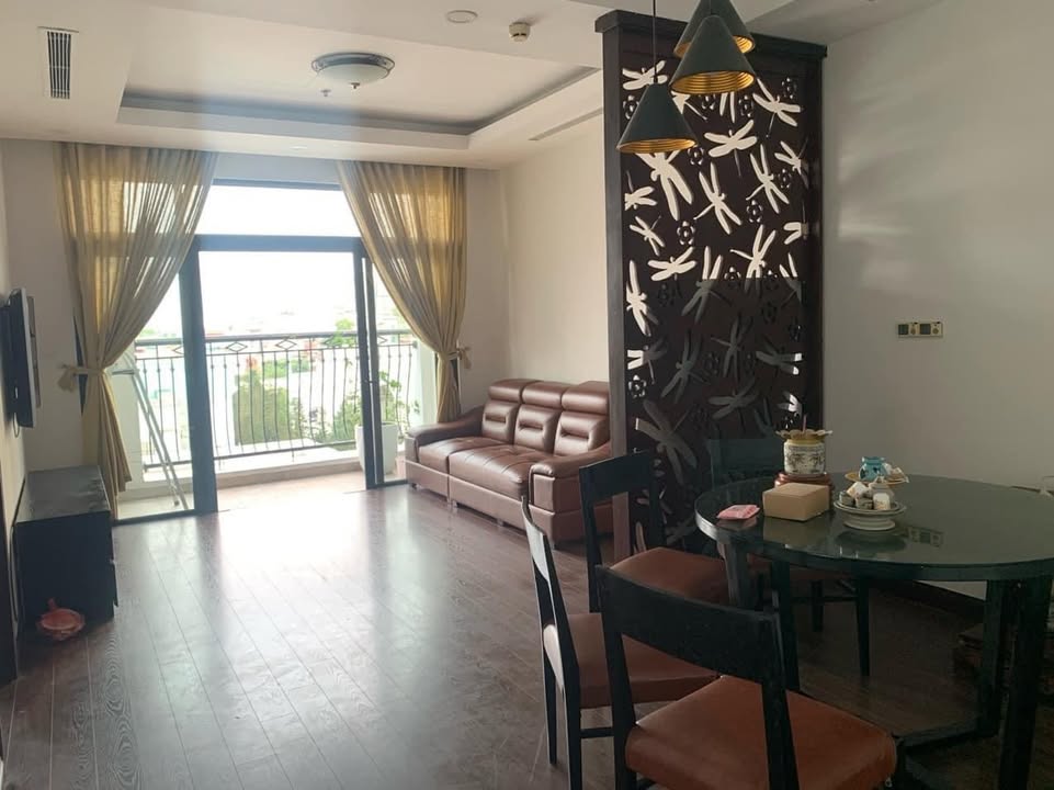 Căn hộ 2PN Royal City Thanh Xuân 104m² giá 20 triệu - Full nội thất, sẵn sàng vào ở!