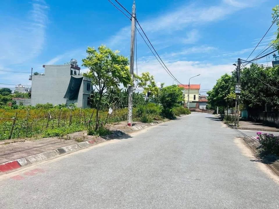 Đất nền Tái định cư Vũ Lạc Thái Bình 69.8m² giá 1.6 tỷ - Vị trí giao thông thuận lợi!