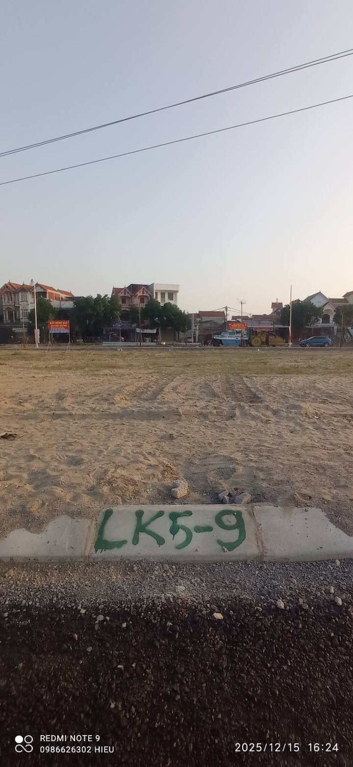 Bán đất Đại Hưng Khoái Châu 102m² giá 3 tỷ - Vị trí đẹp, tiện ích đầy đủ!