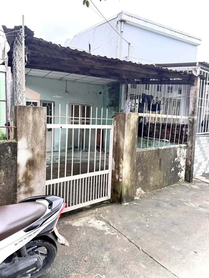 Nhà bán kiệt Huỳnh Bá Chánh Đà Nẵng 80m² giá 2.85 tỷ - Chính chủ, gần chợ và sông