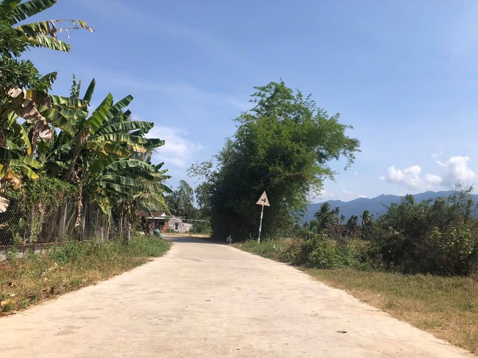 Đất nền Ninh Quang, Ninh Hòa 298m² giá 800 triệu - Đầu tư sinh lời ngay!