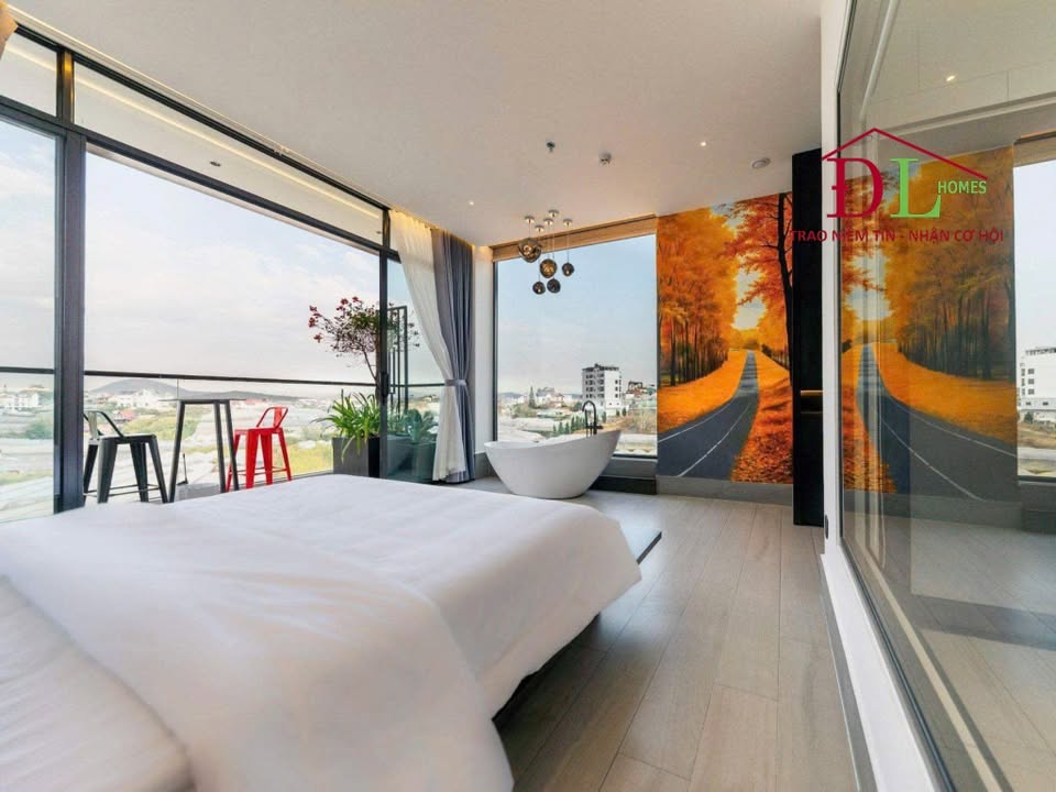 Khách sạn cao cấp Đà Lạt 240,8m² giá 28 tỷ - Khai thác tốt, sẵn sàng vận hành!