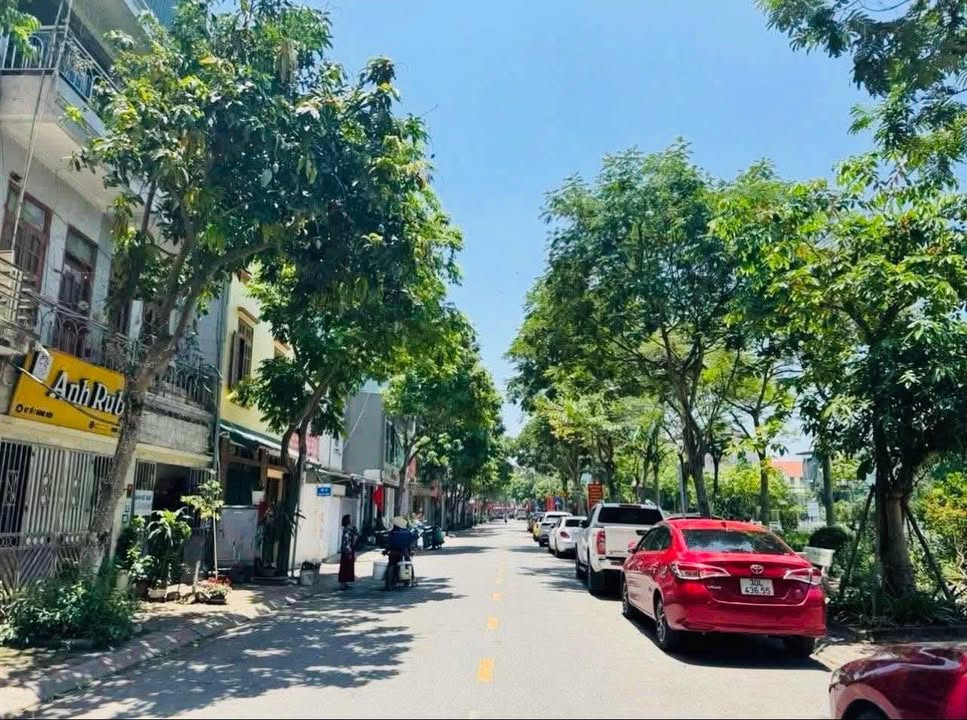 FrontHouse Giang Biên 90m² giá 13.5 tỷ - Đầu tư sinh lời tuyệt vời!