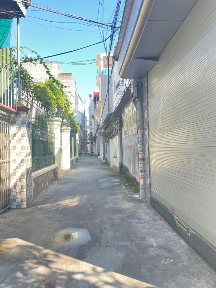 Nhà 1,5 tầng ngõ 588 Thiên Lôi 60m² giá 2.6 tỷ - Bìa đỏ chính chủ