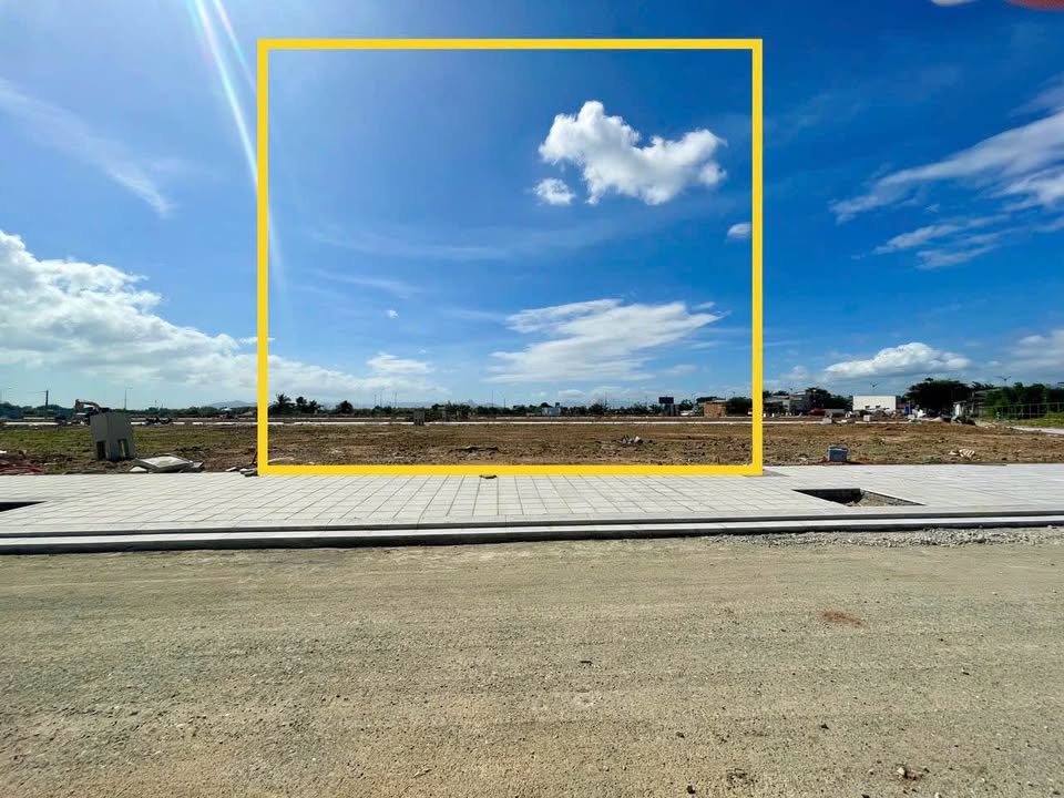 Đất nền khu đô thị ven sông Dinh, Phan Rang 216m² giá 4.75 tỷ - Đầu tư sinh lời tốt!