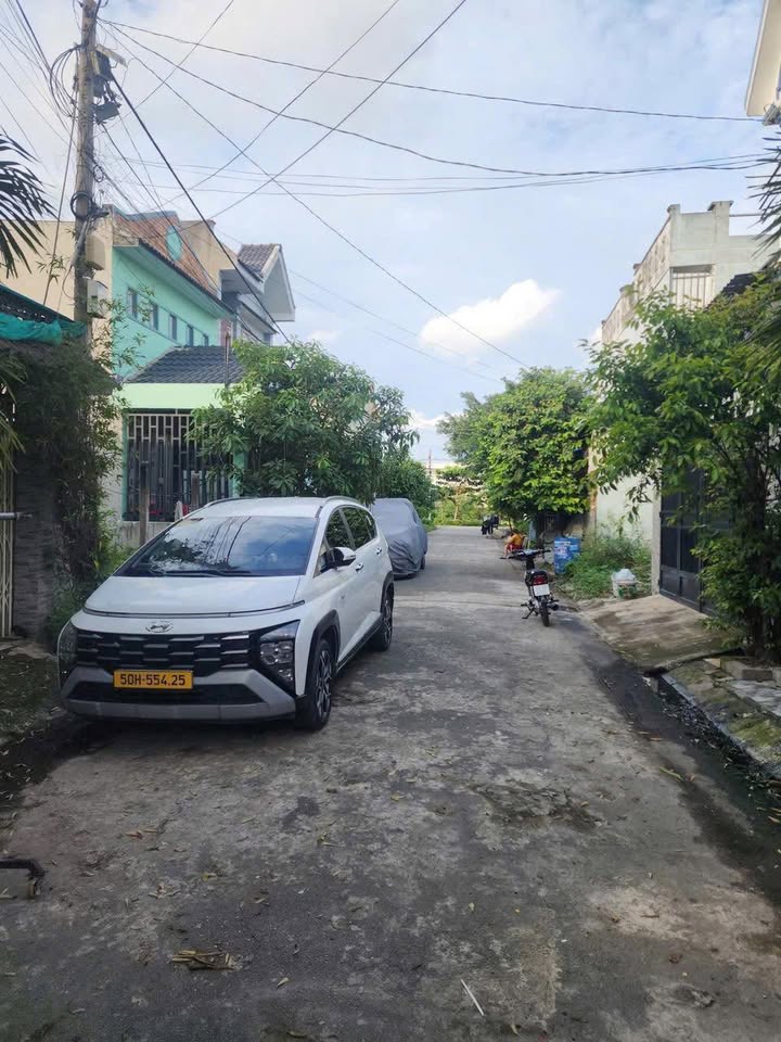 Đất thổ cư đường nhựa Tân Thới Nhì Hóc Môn 100m² giá 2.7 tỷ - Sổ hồng riêng, xây dựng ngay!