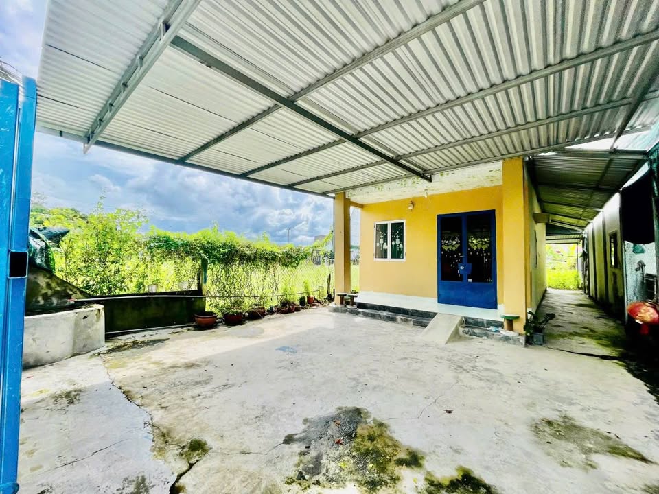 Nhà riêng tại Thôn An Định, Diên Phước, Khánh Hòa 178m² giá 1.2 tỷ - Giao thông thuận lợi!