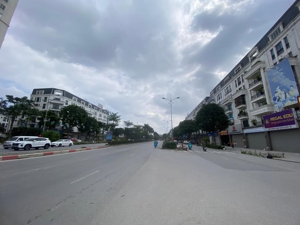 FrontHouse mặt phố Văn Phú - Văn Khê 125m² giá thỏa thuận - Kinh doanh đắc địa!