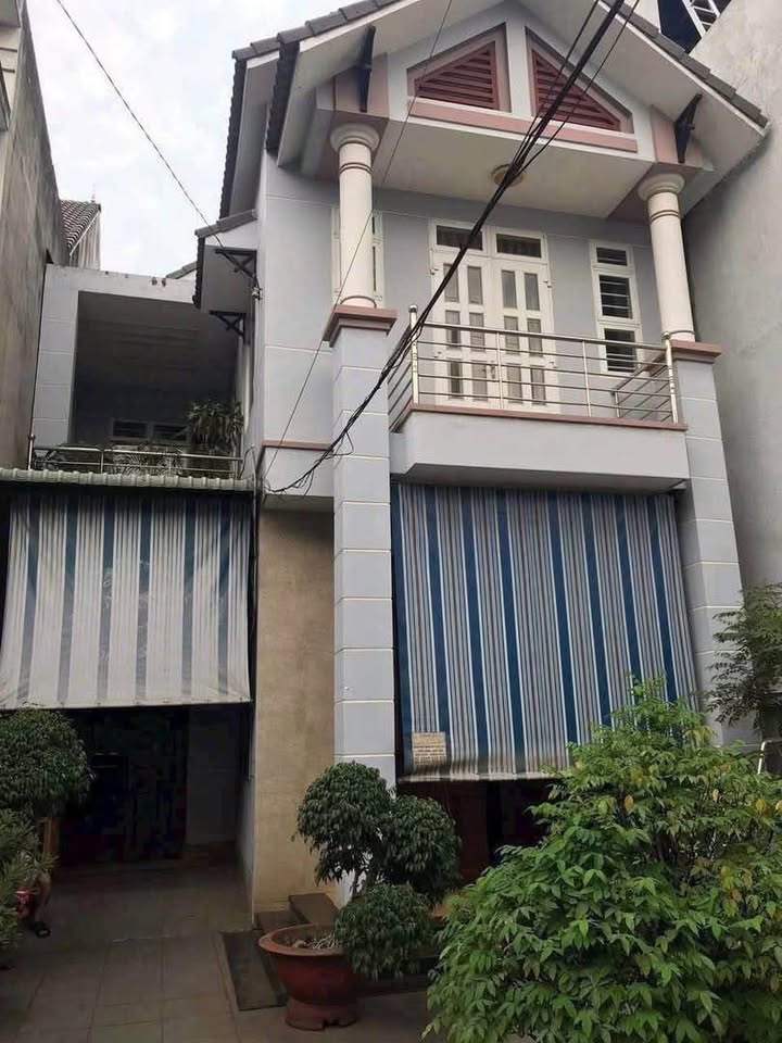 Nhà và Dãy Trọ Mặt Tiền Đường Bùi Văn Hòa, Biên Hòa 420m² giá 18.5 tỷ - Cơ hội đầu tư hấp dẫn!