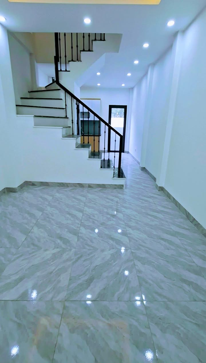 Nhà 4 Tầng Cao Viên - Thanh Oai, 39m² giá 3 tỷ - Ô tô vào tận nhà!