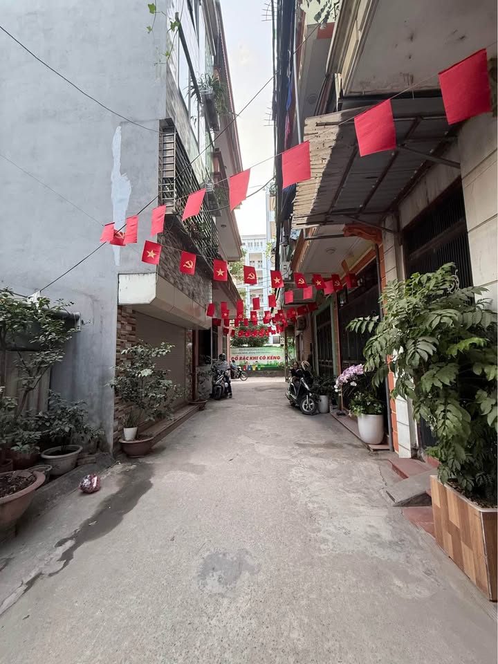 Đất mặt phố Phú Diễn 66m² giá 6 tỷ - Lô góc ô tô tránh, kinh doanh sầm uất!