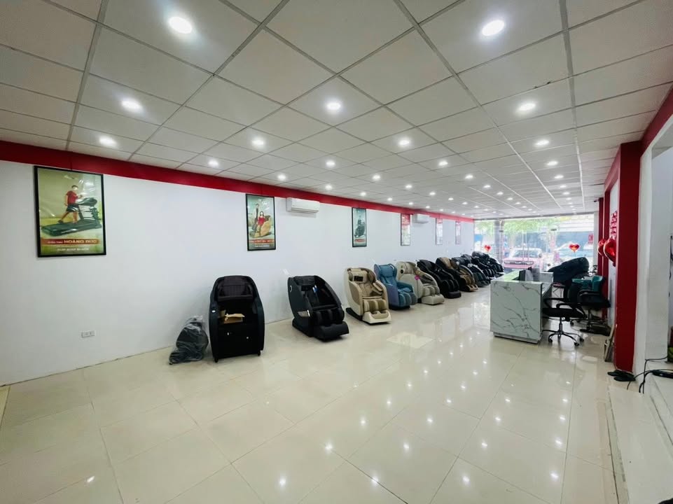 Cho thuê nhà mặt tiền Trần Phú, Hạc Thành, 200m² - Kinh doanh đắc địa!