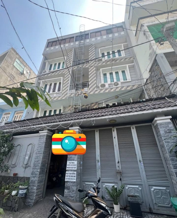 Căn hộ dịch vụ Tân Phú 230m² giá 128 triệu - Đầu tư sinh lời ngay lập tức!