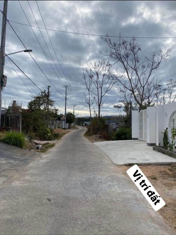 Đất thổ cư Thôn 3 Đăk Cấm 160m² giá chỉ 6xx triệu - Sổ hồng chính chủ!