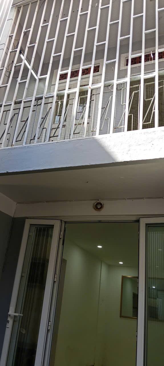 Nhà 2 tầng tại trung tâm Hải Châu, Đà Nẵng 50m² giá 3.45 tỷ - Vị trí vàng gần cầu Rồng!