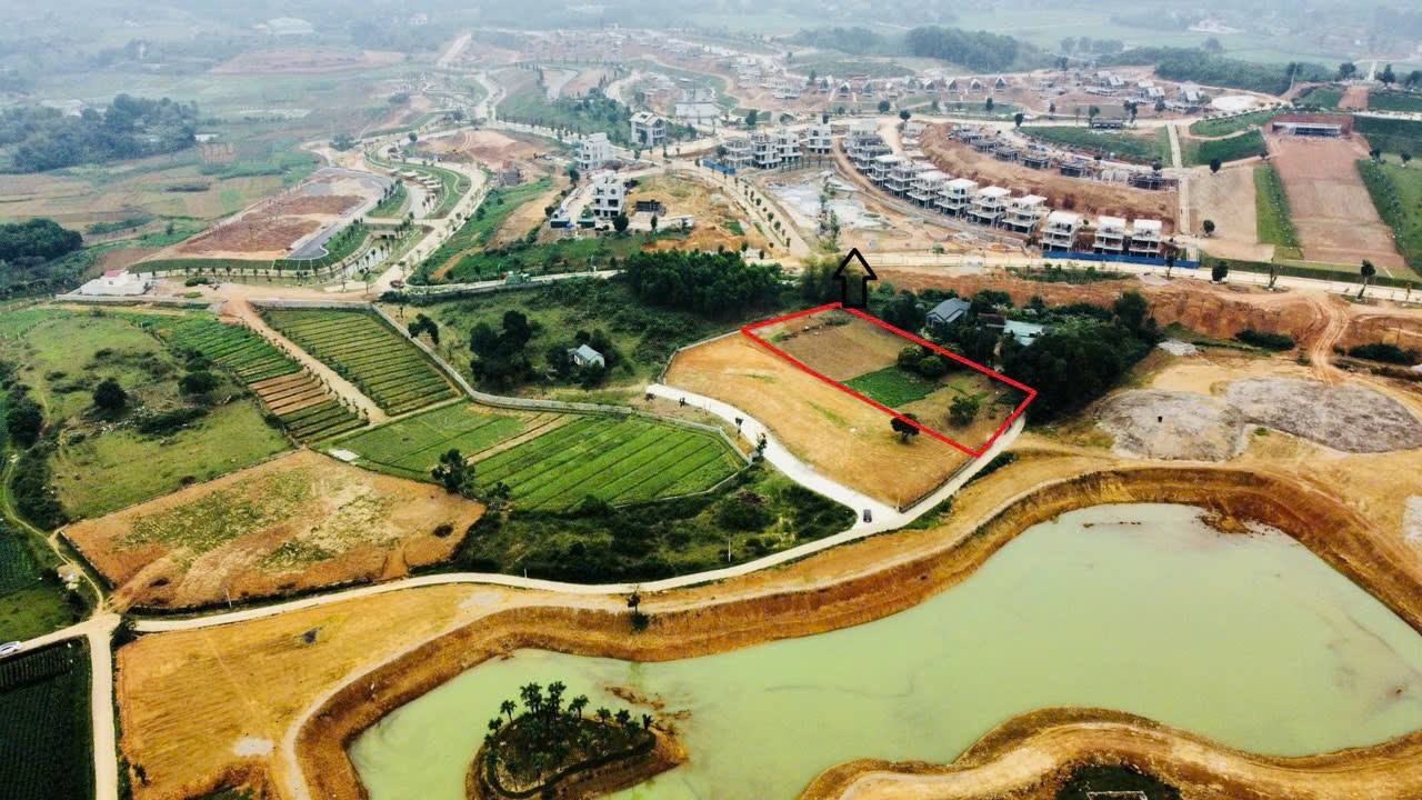 Đất Nhuận Trạch, Lương Sơn, Hòa Bình 2800m² giá 16.8 tỷ - Đầu tư lý tưởng gần khu nghỉ dưỡng!