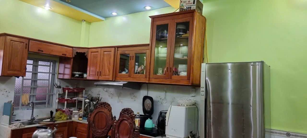 Nhà phố Trần Nguyên Đán, Long Xuyên 64m² giá 4.2 tỷ - Khu vực an ninh, tiện ích đầy đủ!