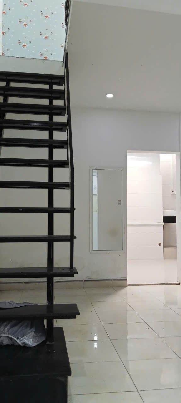 Nhà phố 2 tầng tại Hoàng Văn Thụ, Đà Nẵng 50m² giá 3 tỷ - Không gian thoáng đãng cho gia đình trẻ!