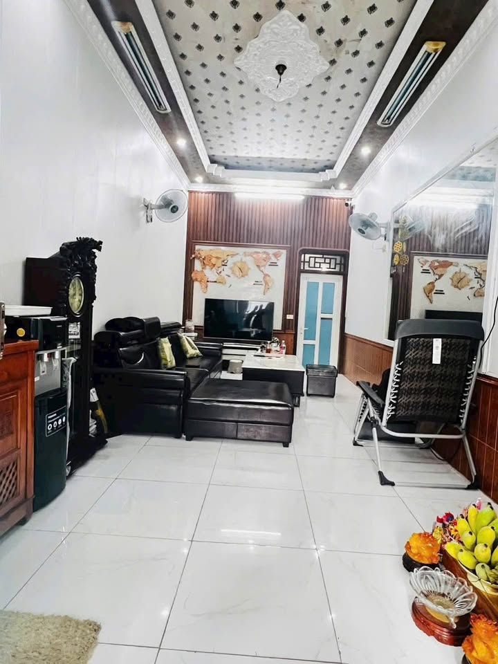 Nhà mặt phố Bình Hàn Hải Dương 54m² giá 3.4 tỷ - Chính chủ bán gấp!