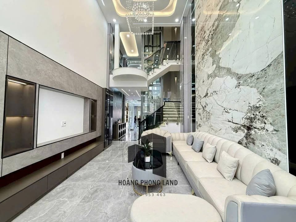 Bán Cặp Siêu Phẩm FrontHouse 5 Tầng Phan Văn Hớn 100.8m² - Thang Máy 450kg, Giá 12.49 Tỷ