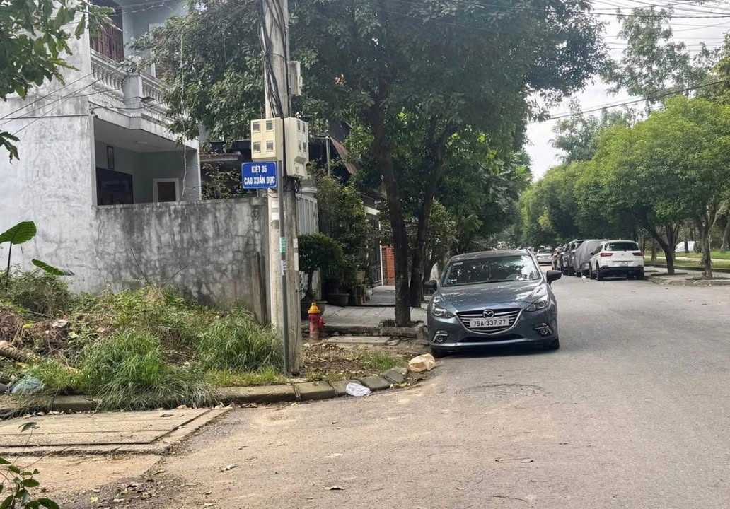 Đất 2 mặt tiền kiệt ô tô đường Cao Xuân Dục, phường Vỹ Dạ, 132m² giá 3.55 tỷ - Vị trí đắc địa, đầu tư sinh lời!