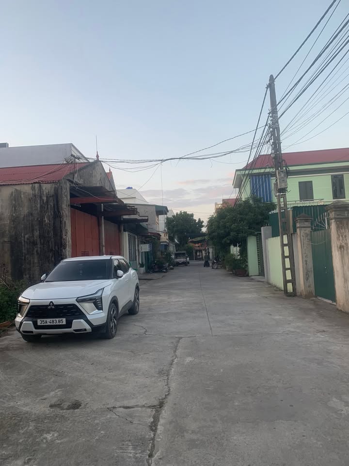 Nhà hai tầng tại xã Phát Diệm, Ninh Bình 100m² giá 2 tỷ - Sẵn sàng vào ở ngay!