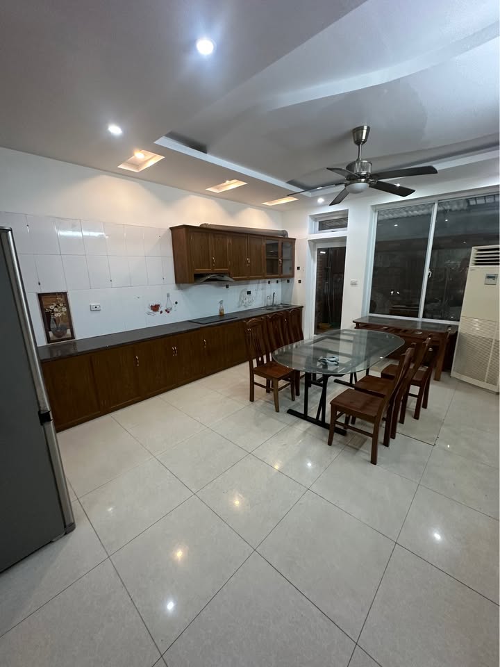 Cho thuê nhà liền kề KĐT Văn Phú 90m² giá thỏa thuận - Giao ngay, Full nội thất!