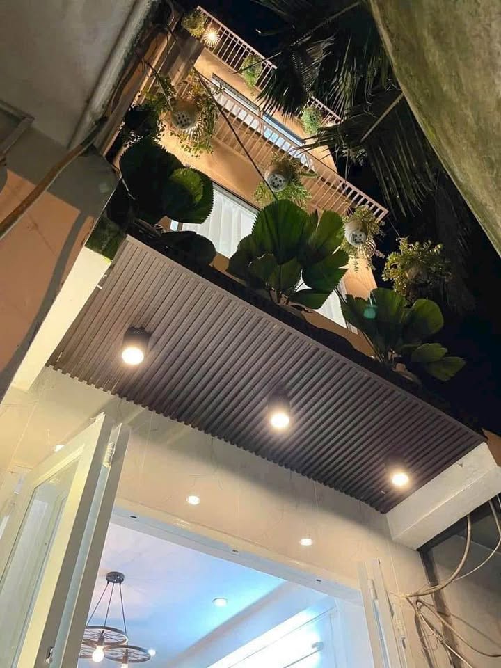 Nhà mini 2 tầng Hẻm 14 Nguyễn Thị Minh Khai 12m² giá 750 triệu - Sổ hồng hoàn công