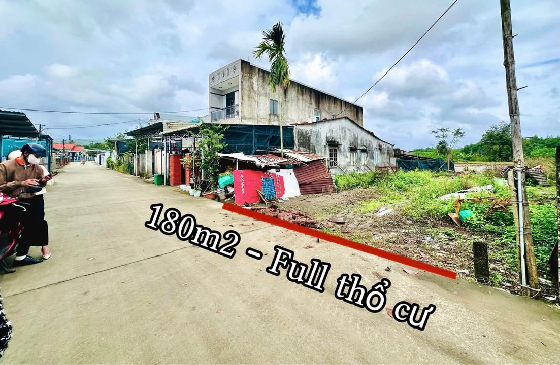 Đất mặt tiền kinh doanh Đông Phú 2, 180m² giá 1.1 tỷ - Vị trí đắc địa dễ phát triển!