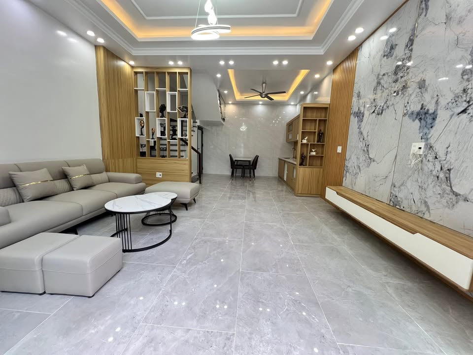 Nhà 4 tầng Trần Nguyên Hãn, Lê Chân, Hải Phòng 45m² giá 3 tỷ - Sẵn sàng ở ngay!