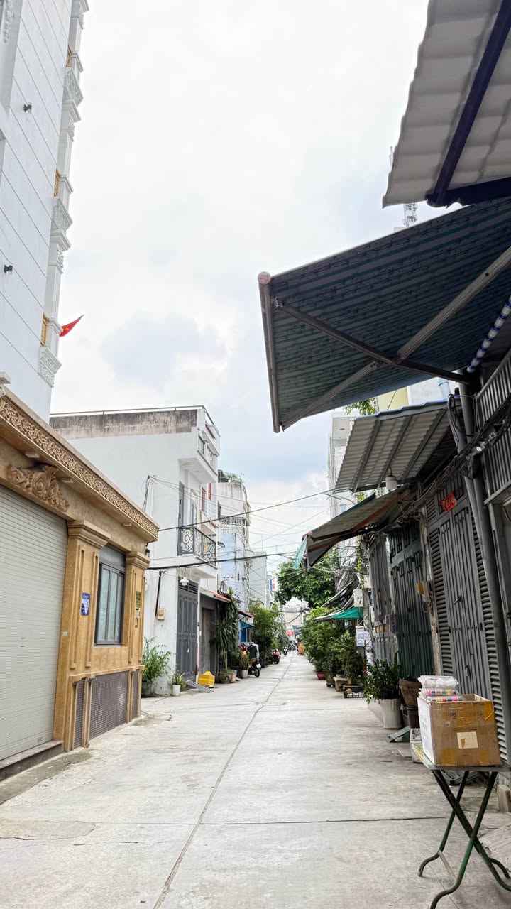 Nhà phố 2 tầng Bình Trị Đông 30m² giá 3.5 tỷ - Pháp lý rõ ràng