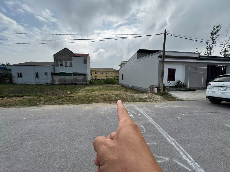 Lô đất đẹp 200m² tại đường Lê Văn Miến, Cửa Lò - Giá chỉ 4.55 tỷ!