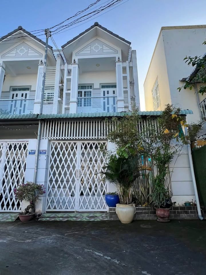 Nhà 1 trệt 1 lầu tại phường An Hội, Bến Tre 89m² giá 2.05 tỷ - Sổ đỏ chính chủ!