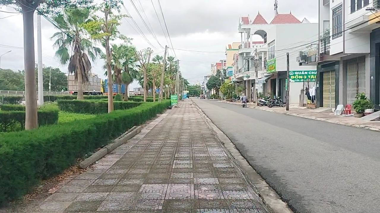 FrontHouse Ninh Hiệp 100m² giá 2.2 tỷ - Đầu tư sinh lời ngay lập tức!